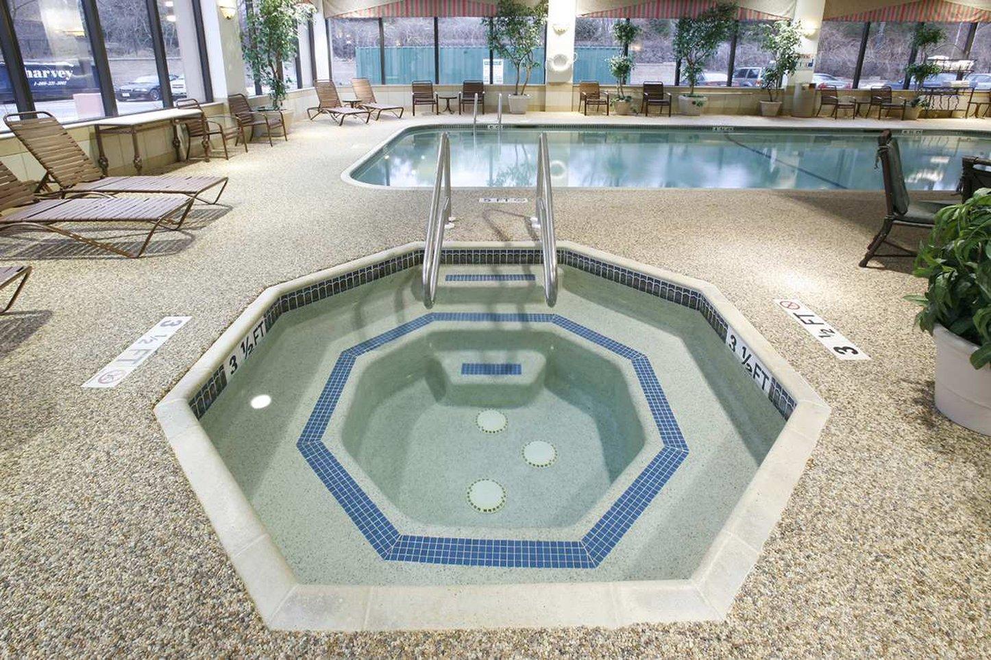 Hampton Inn Boston / Марлборо Экстерьер фото